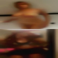 Eats pussy
